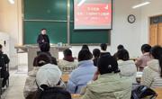 校长张焕明为伟德国际1949学生宣讲党的二十届四中全会精神