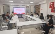 伟德国际1949在“一站式”学生社区  召开少数民族学生座谈会